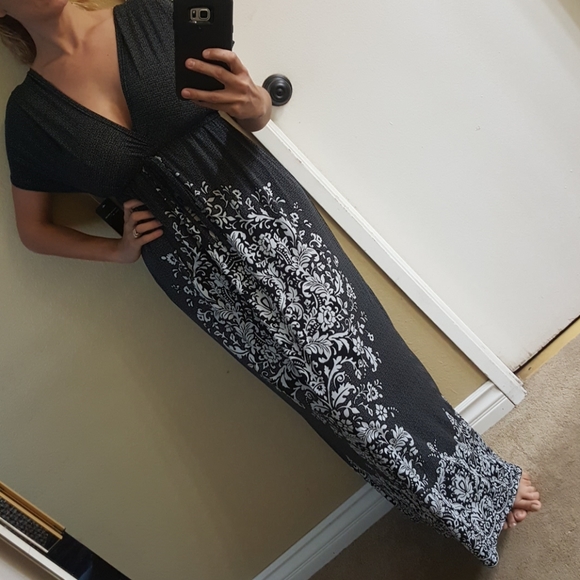 Women's long dress - Picture 1 of 1